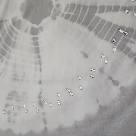 NWOT Belldini Gray and White Tie Dye Long Sleeved Flared Hem Tunic XL. - Picture 10 of 10